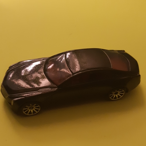 HW Cadillac Elmiraj Diecast 1:64| 9/10 - Picture 5 of 7